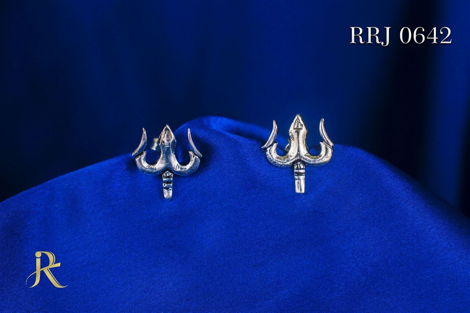 RRJ0642 Pure 925 Sterling Silver Unisex Stud - RishiRich Jewels