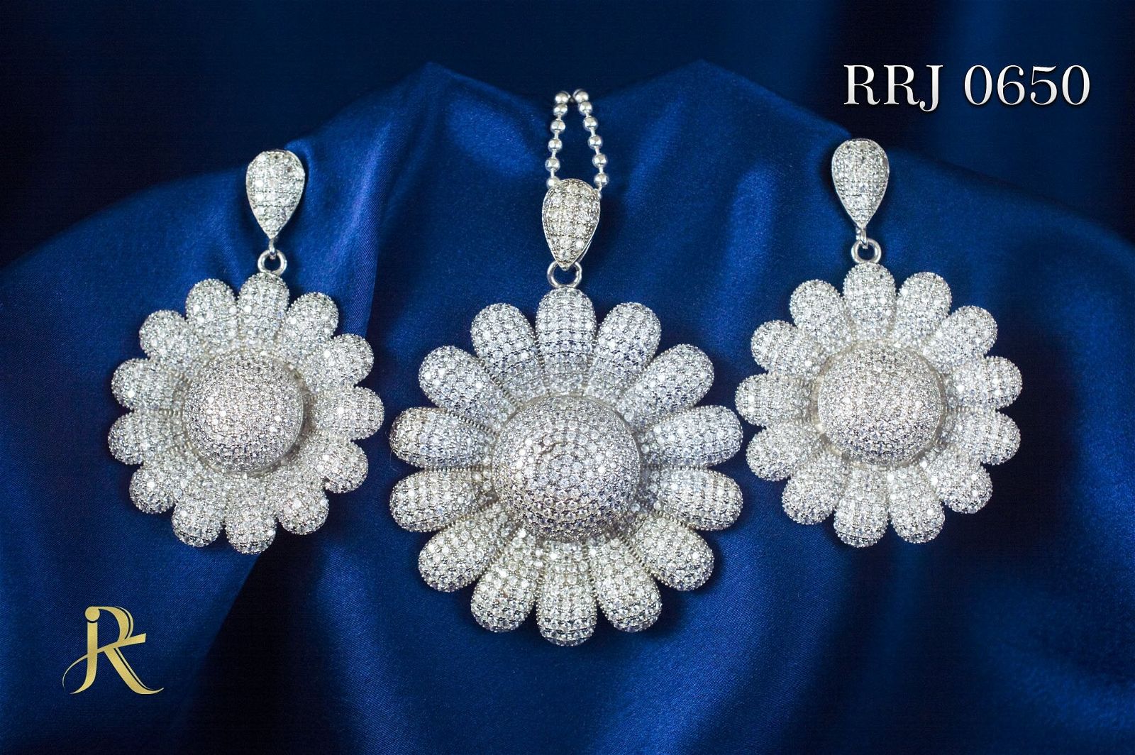 RRJ0650 Pure 925 Sterling Silver Pendant Set - RishiRich Jewels