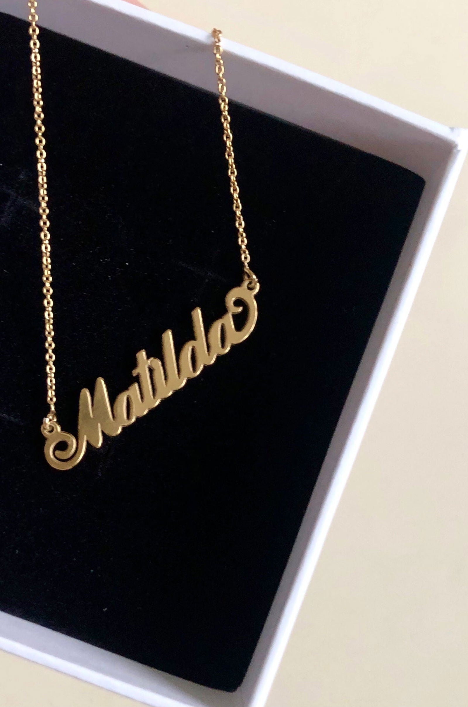 Carrie Name Necklace - RishiRich Jewels