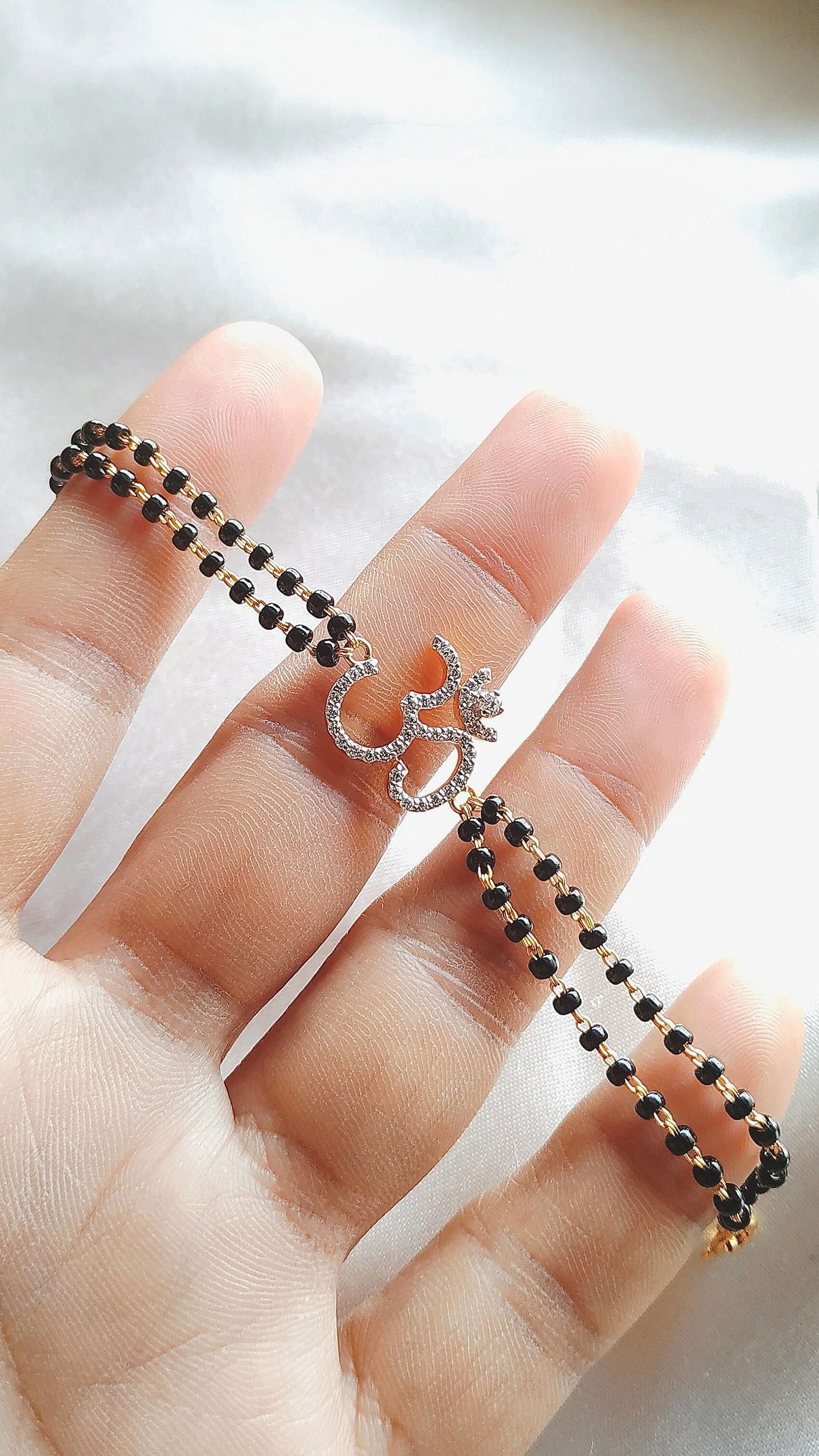 EnCHANTing Divinity Mangalsutra Bracelet - RishiRich Jewels