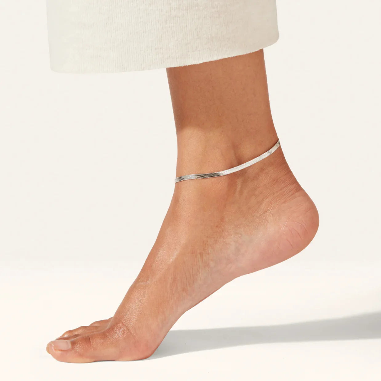 Elegant Flat Snake Chain Sterling Silver Anklet for Women - Minimalist Design in 92.5% Pure Silver