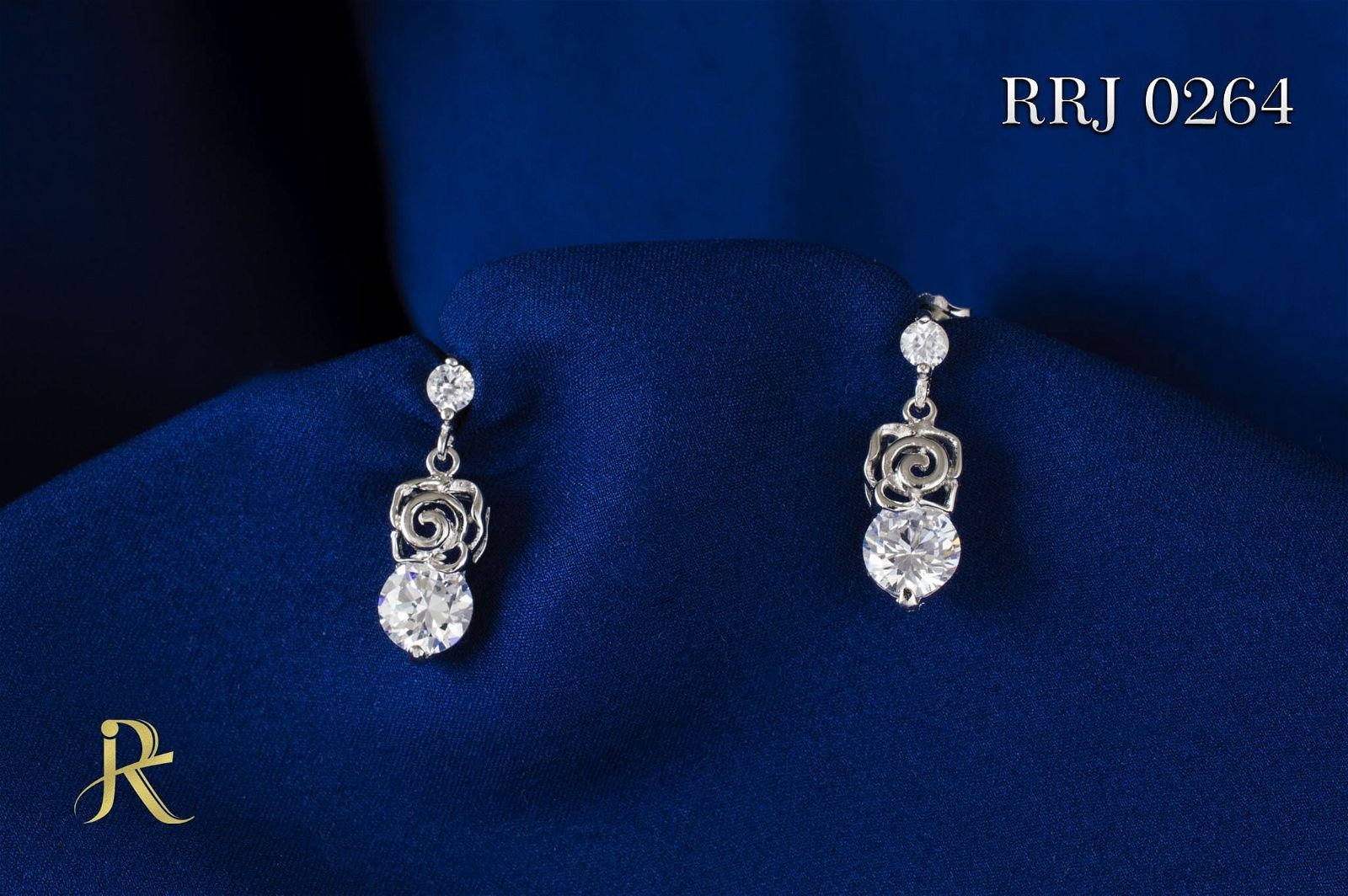 RRJ0264 Pure 925 Sterling Silver Earring - RishiRich Jewels