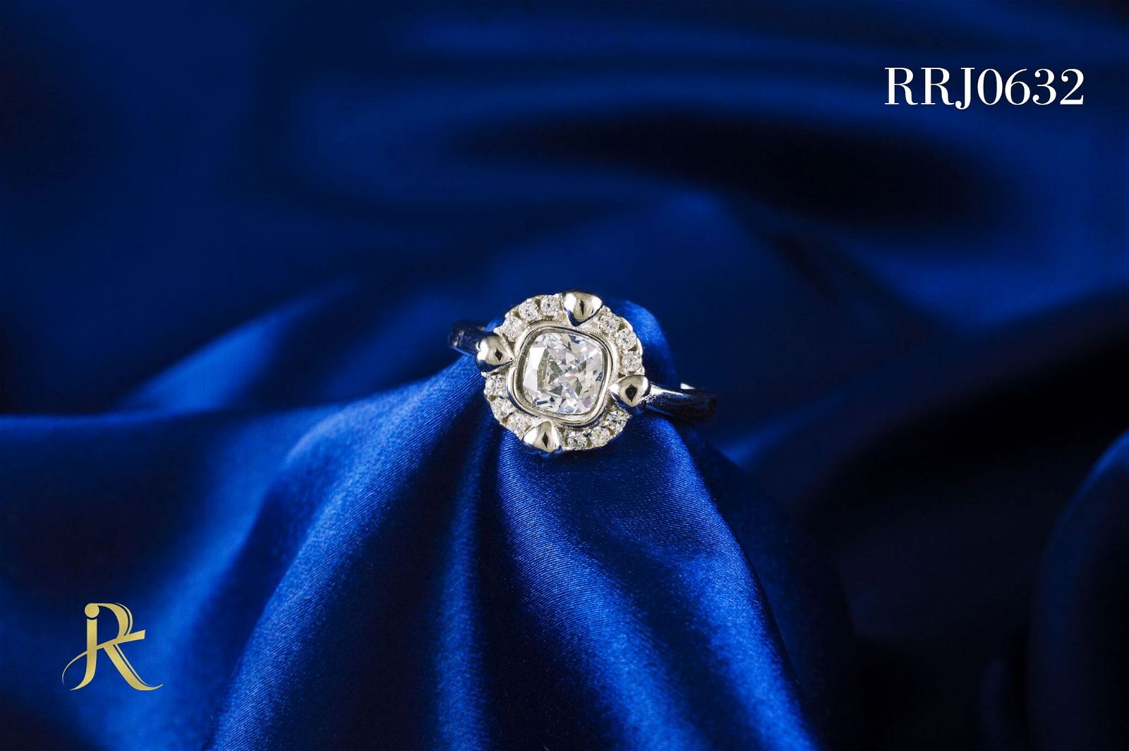 RRJ0632 Pure 925 Sterling Silver Ring - RishiRich Jewels