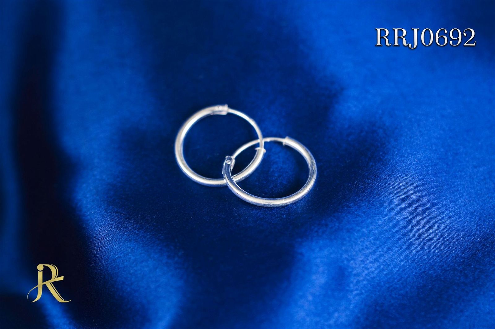 RRJ0692 Pure 925 Sterling Silver Earring - RishiRich Jewels