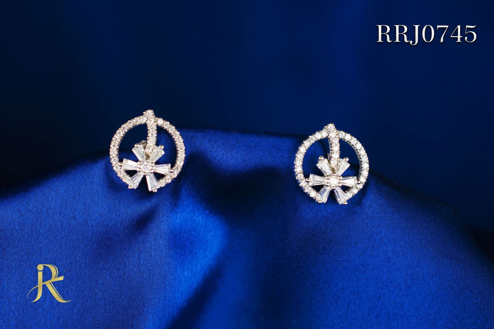 RRJ0745 Pure 925 Sterling Silver Stud - RishiRich Jewels