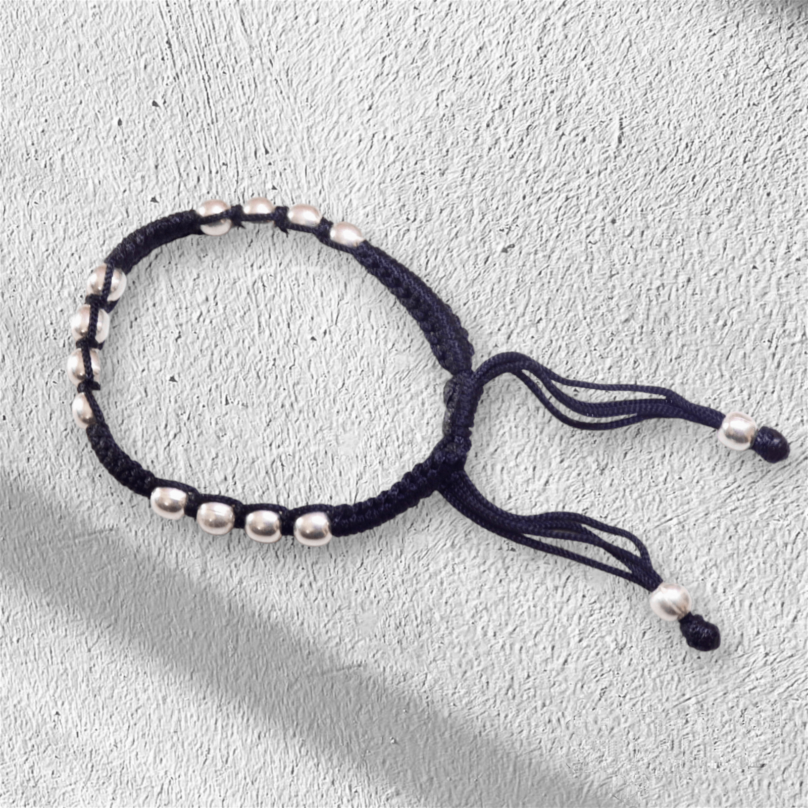 Unisex Silver Nazarbattu Thread Bracelet - RishiRich Jewels